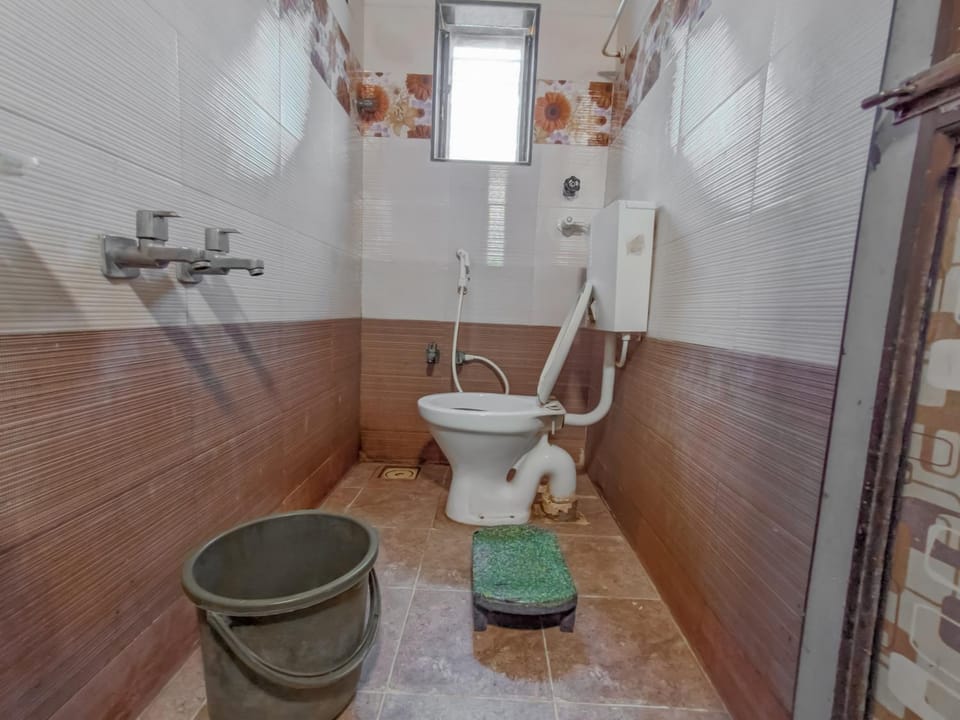Toilet, Bathroom