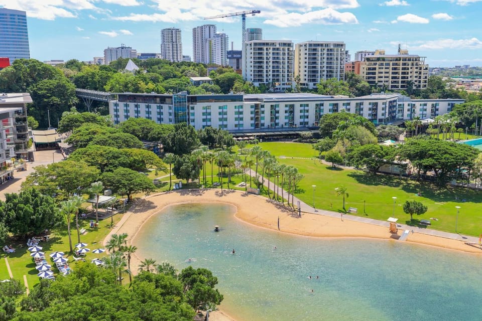 Property building, Day, Natural landscape, View (from property/room), Beach, City view, Sea view