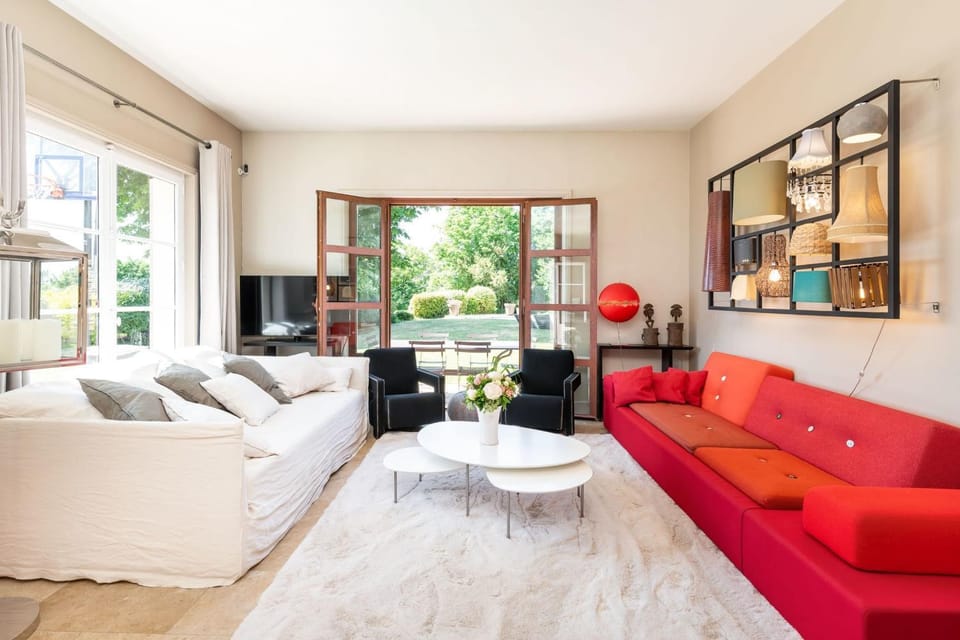 Le Mas - House with swimming pool in a privileged environment Villa in Auvergne-Rhône-Alpes