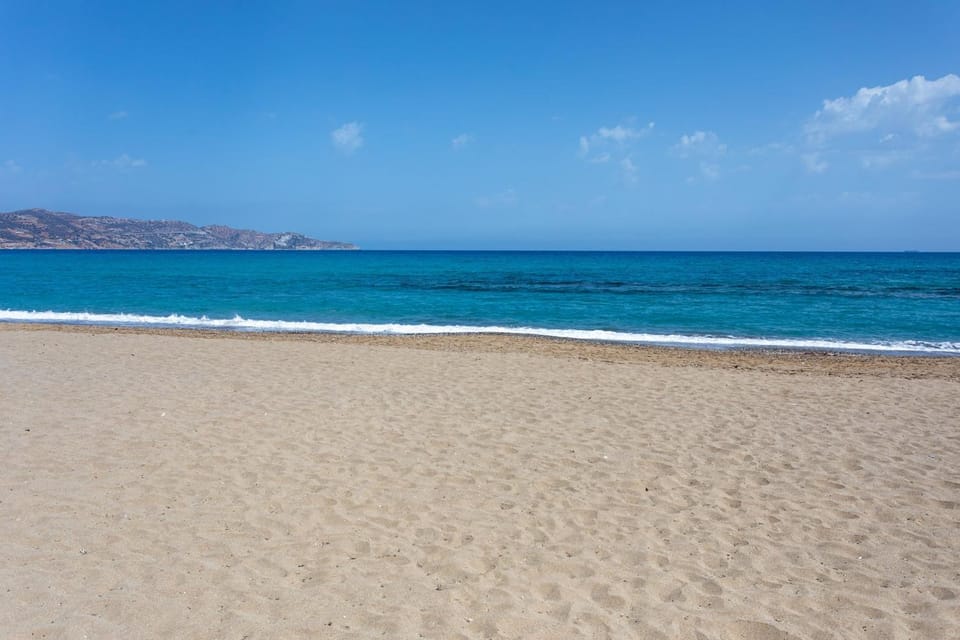 Nearby landmark, Day, Natural landscape, Beach, Mountain view, Sea view