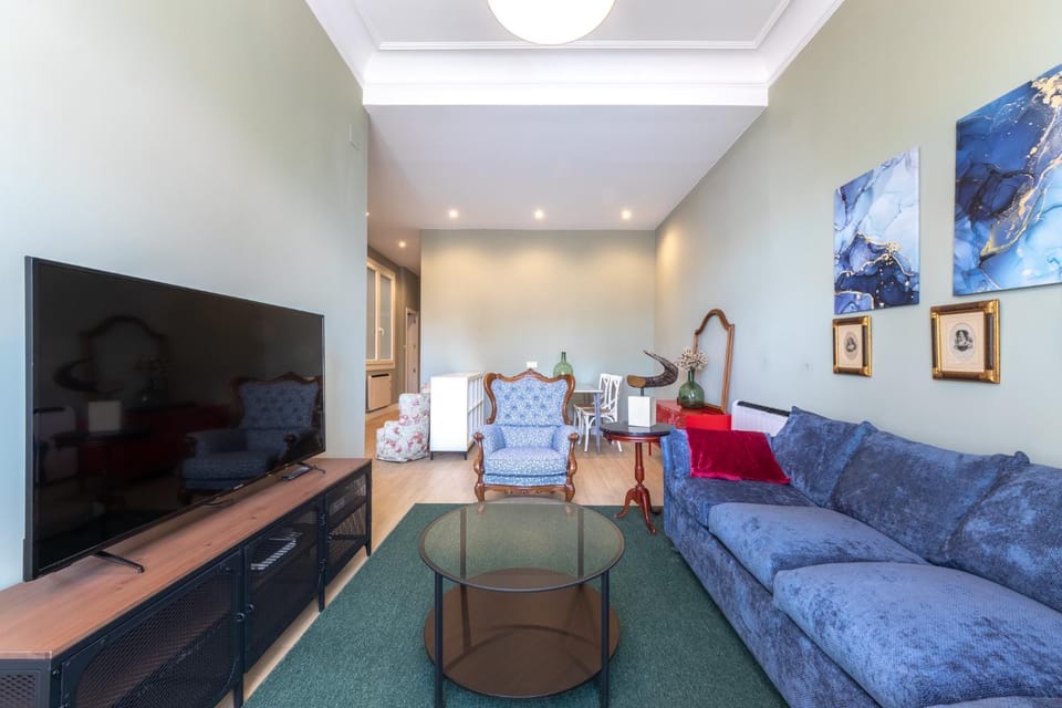 TV and multimedia, Living room, Seating area