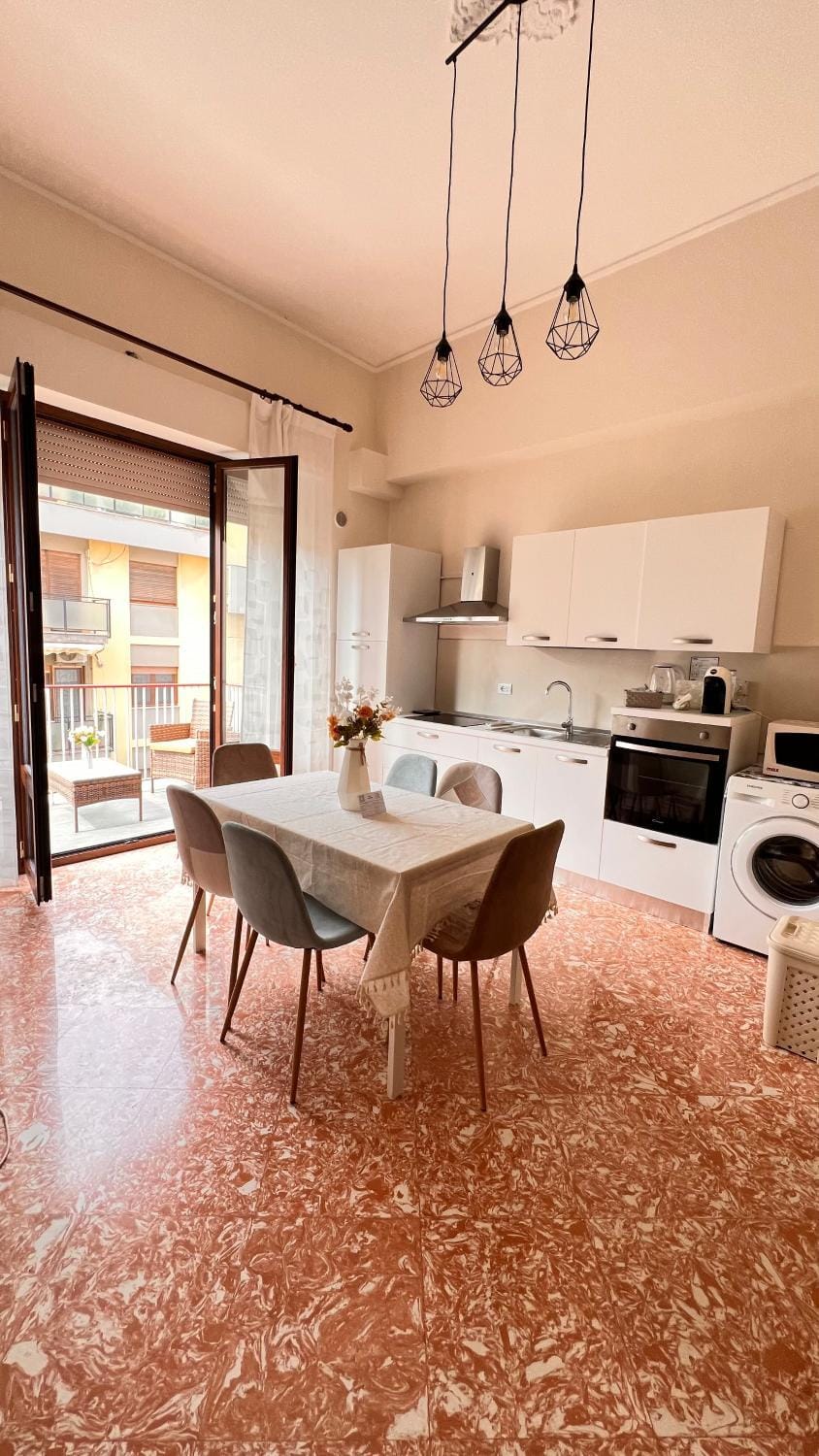 Kitchen or kitchenette, Living room, Seating area