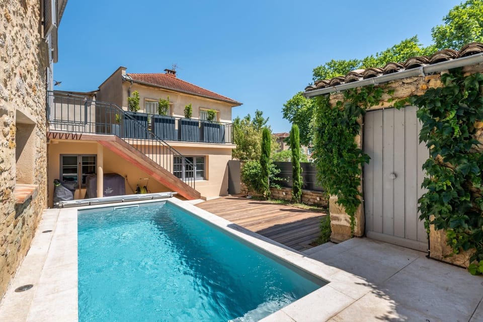 La Mignonne - Village house with swimming pool Villa in Auvergne-Rhône-Alpes