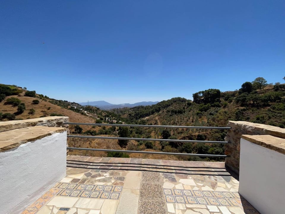 Casa de piedra Chalet in Sierra de las Nieves