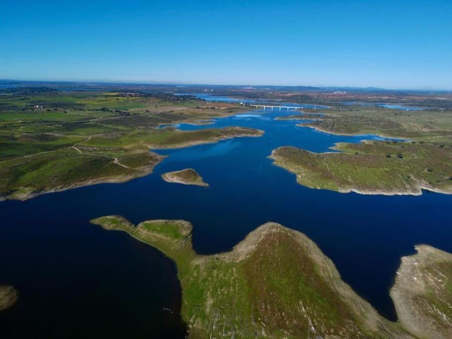 Nearby landmark, Day, Natural landscape, Bird's eye view, Lake view