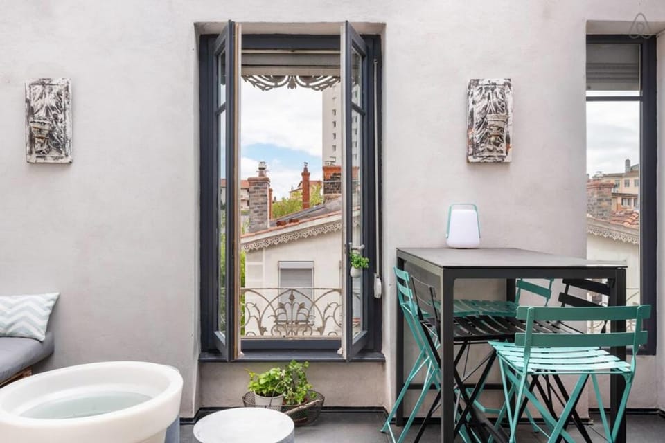 Le Duplex - Amazing flat overlooking the rooftops of Lyon Apartment in Lyon