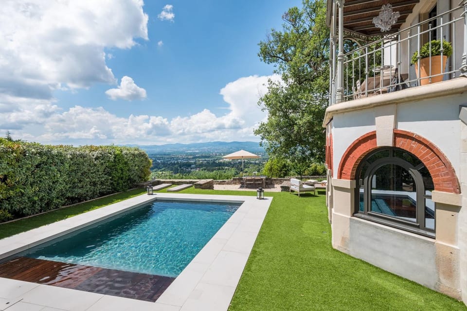 Volange - Homely house with pool garden and amazing view Villa in Auvergne-Rhône-Alpes
