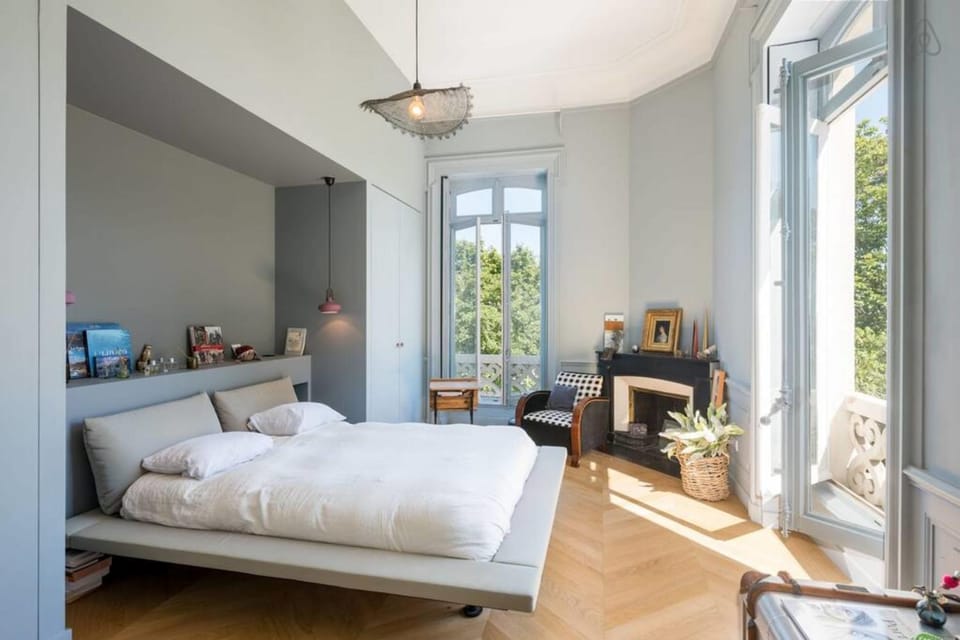 Carlotta - Magnificent old and charming mansion with a view Villa in Lyon