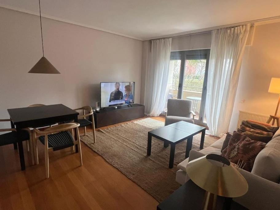 Communal lounge/ TV room, Dining area