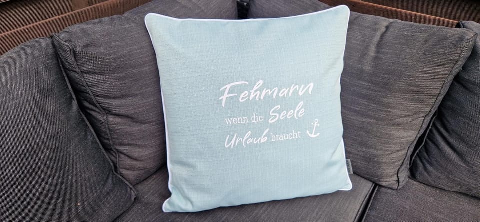 Seating area, Text overlay