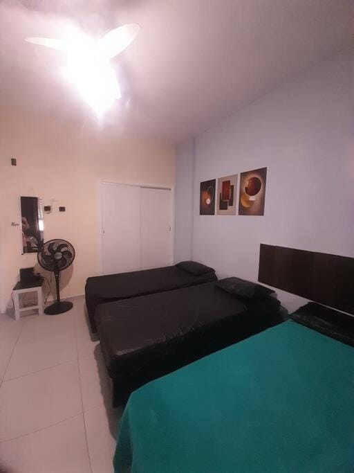 Kitnet 4 Guarujá (sem garagem) - Pitangueiras Apartment in State of São Paulo