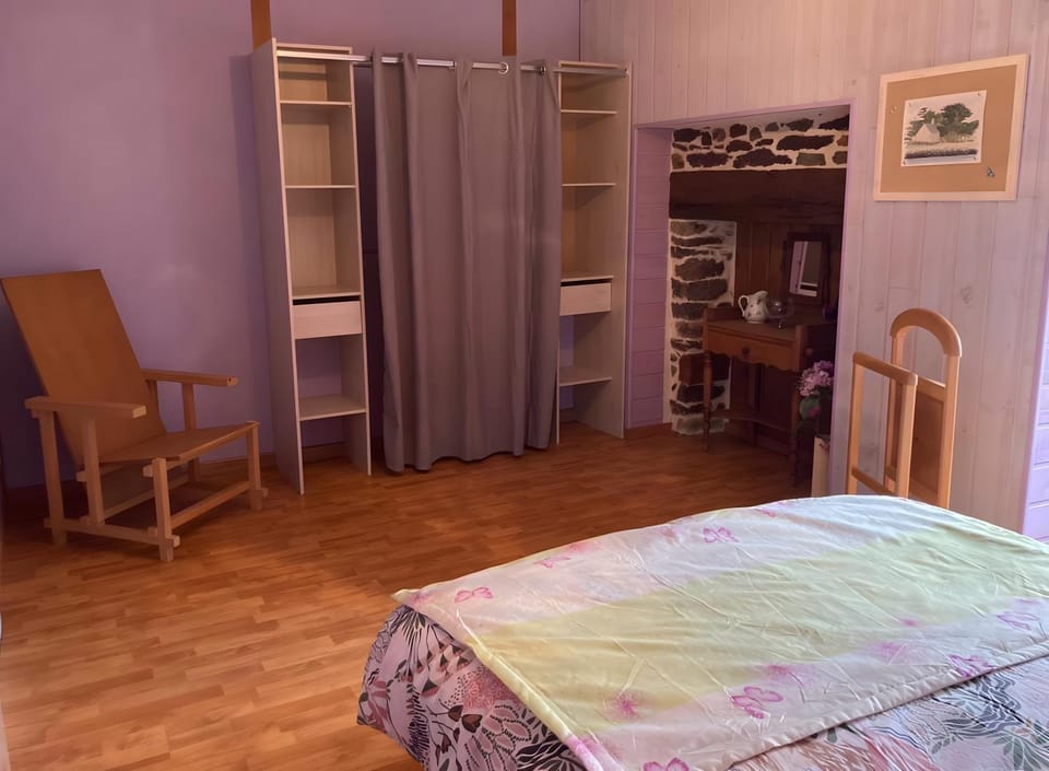 Living room, Bedroom