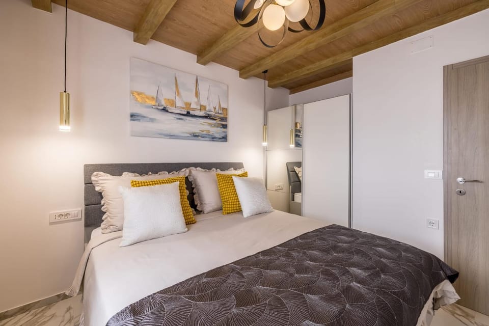 Royal Blue Marine Apartment in Šibenik-Knin County, Croatia