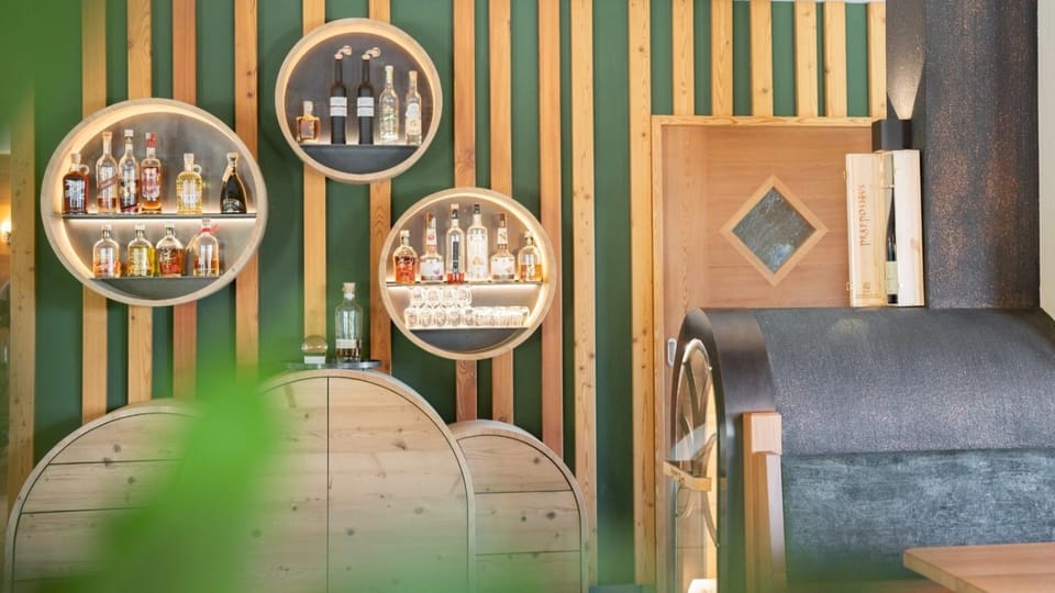 Lounge or bar