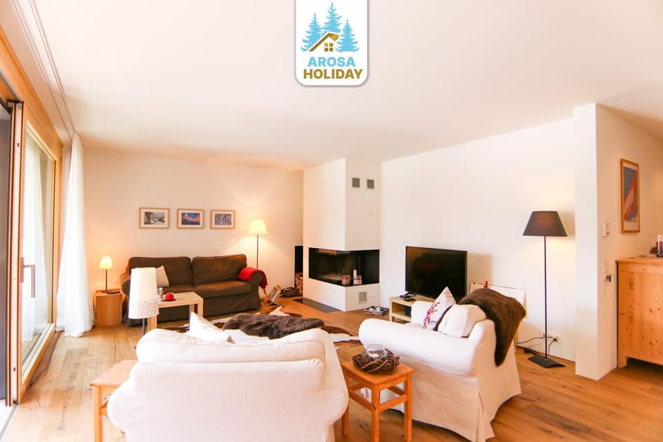 Living room, fireplace