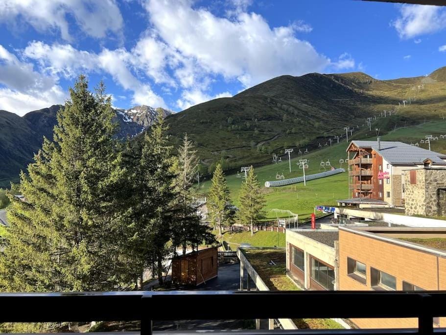 Studio Peyragudes pied des pistes 4/5 pers Les Agudes Apartment in Catalonia