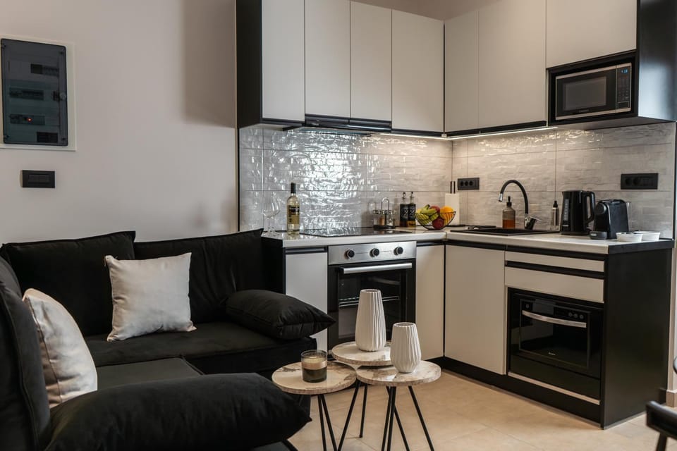 Coffee/tea facilities, Living room, Seating area