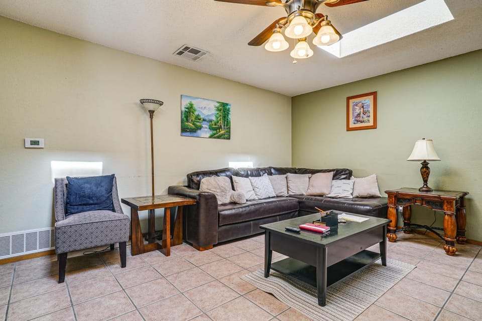 Pet-Friendly El Paso Home ~ 9 Mi to Fort Bliss! House in El Paso
