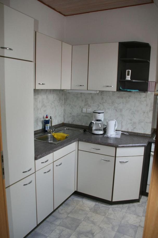 Coffee/tea facilities, toaster