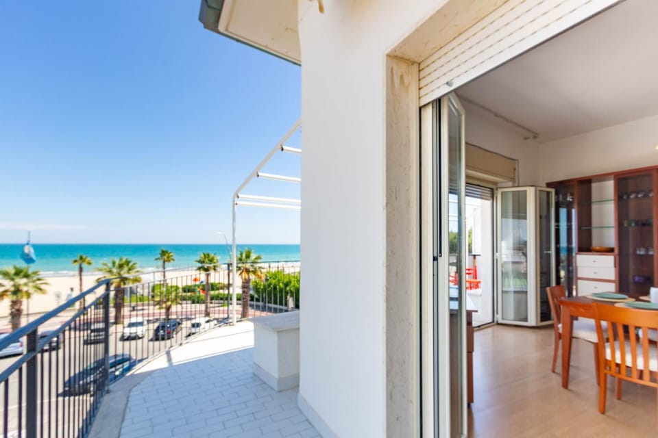 Balcony/Terrace, Dining area, Sea view