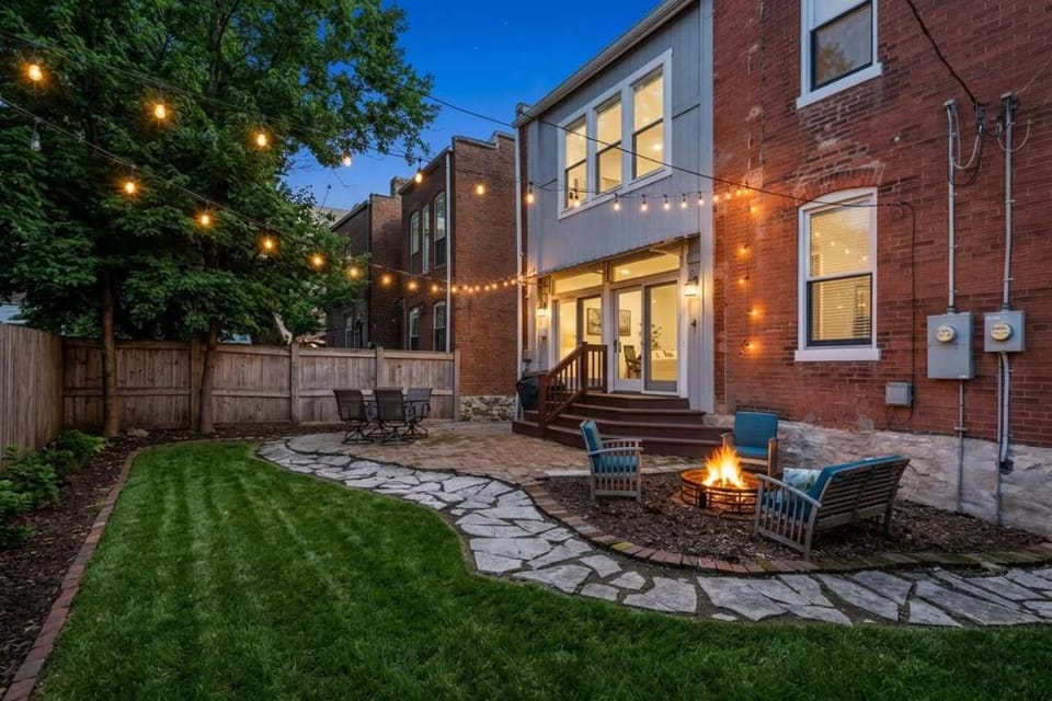 Walk to Forest Park Euclid Fire Pit Porch Swing House in Saint Louis