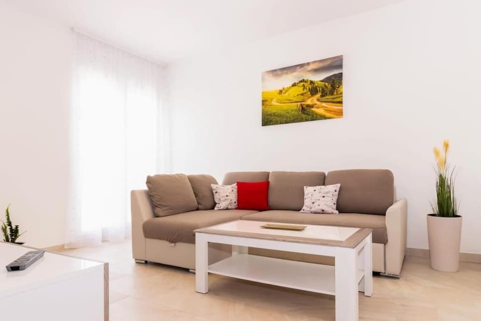 Apartment PERLA - Two Bedroom Apartment With Stunning View Apartment in Split