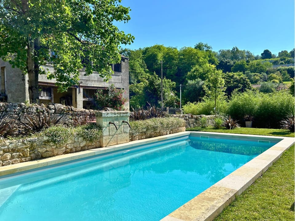 Swimming pool, Swimming pool