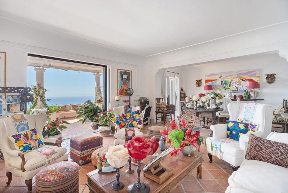 Property building, Living room