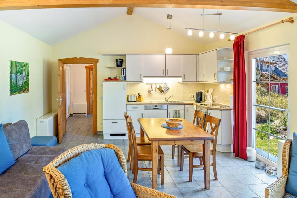 Bungalow am Haussee Campground/ 
RV Resort in Mecklenburgische Seenplatte