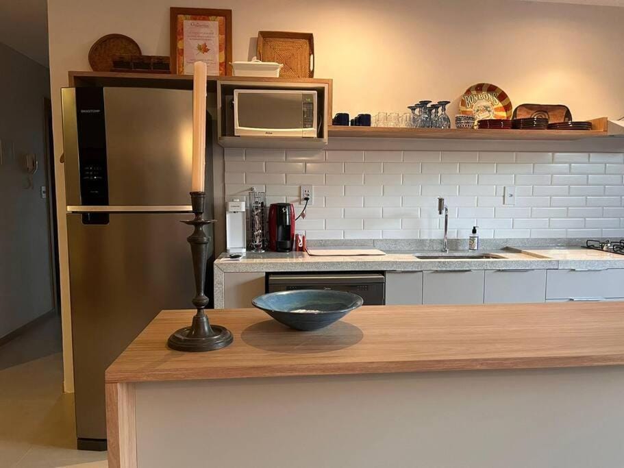Apartamento espaçoso e de charme em Itaúna Apartment in Saquarema