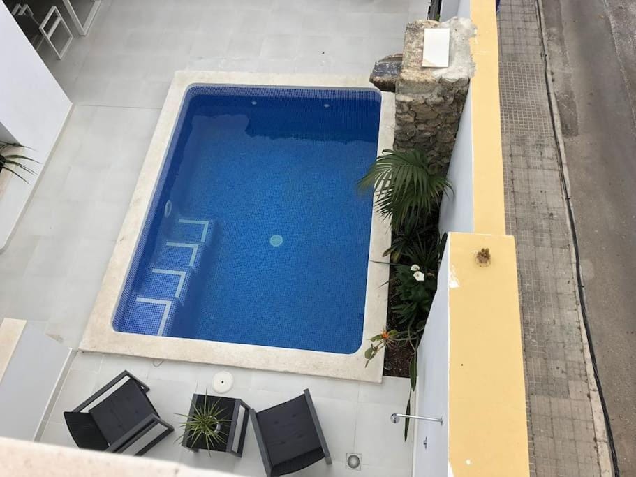 Balcony/Terrace, Swimming pool