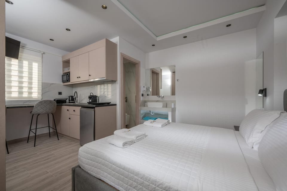 Honey Holiday Hotel Hotel in Crete