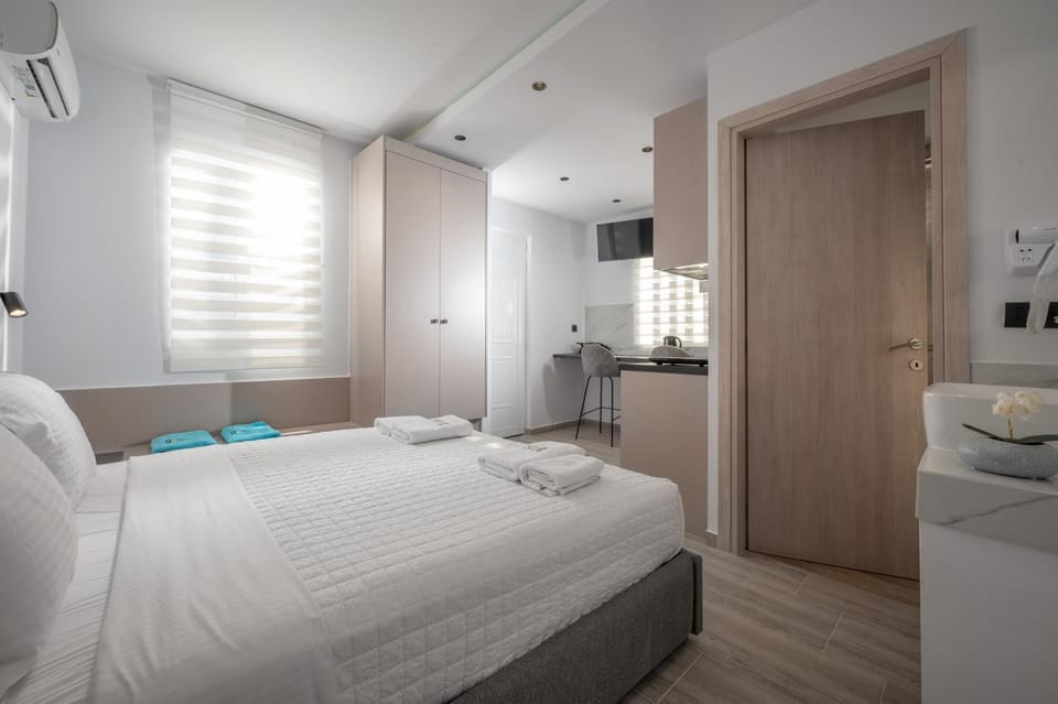 Honey Holiday Hotel Hotel in Crete