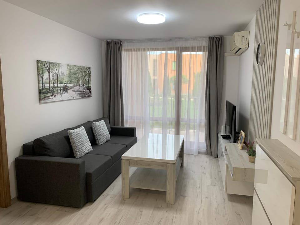 Sveti Vlas-Sea Fort- Avalonia Apartment in Burgas Province