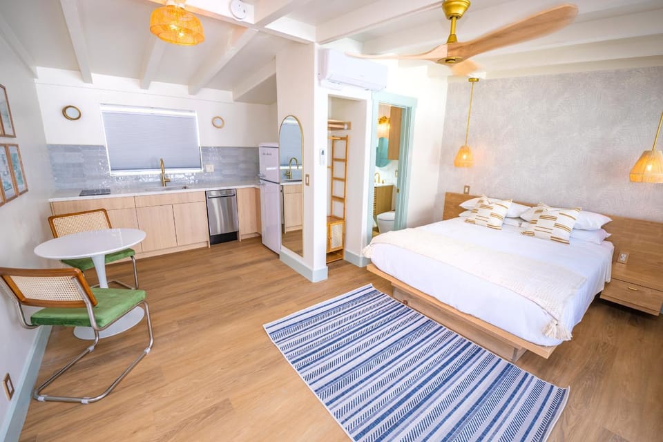 The Boardwalk Hotel Hotel in Mission Beach