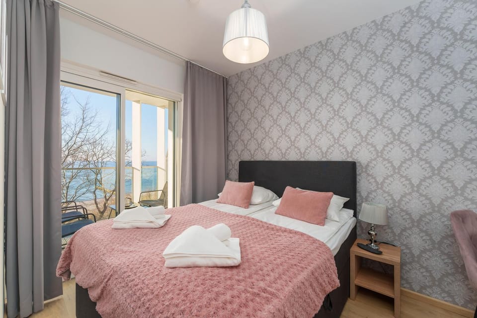 Carpe Diem z Widokiem na Morze by Perłowa Przystań Rent Apartment in West Pomeranian Voivodeship, Poland