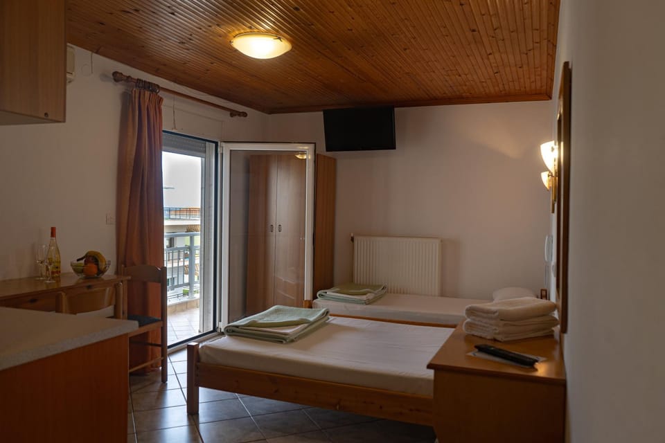 TV and multimedia, Photo of the whole room