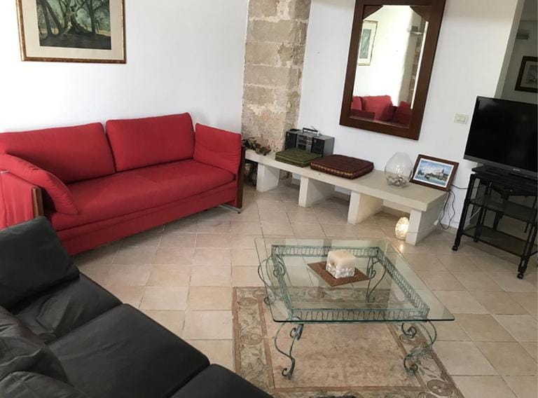 Seating area