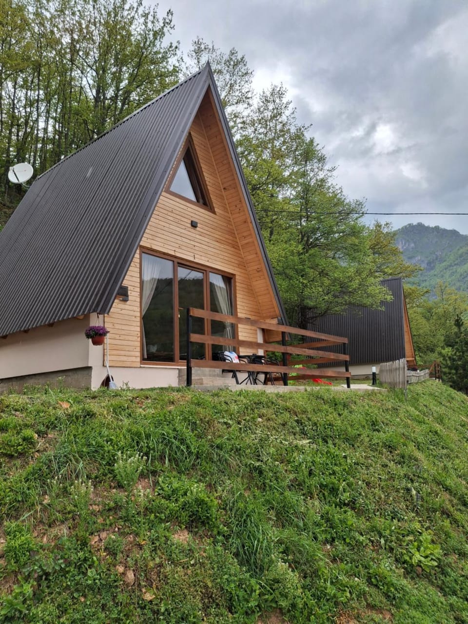 Vikendice Limski mir House in Montenegro