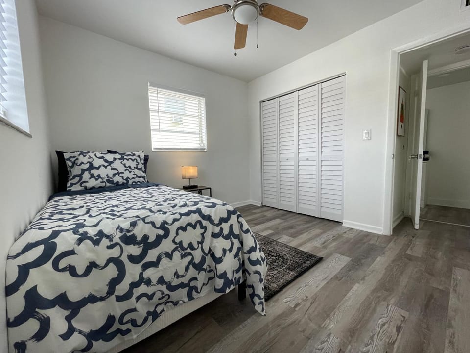Bed, Bedroom, wardrobe