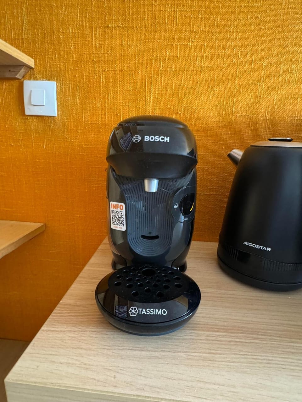 Coffee/tea facilities