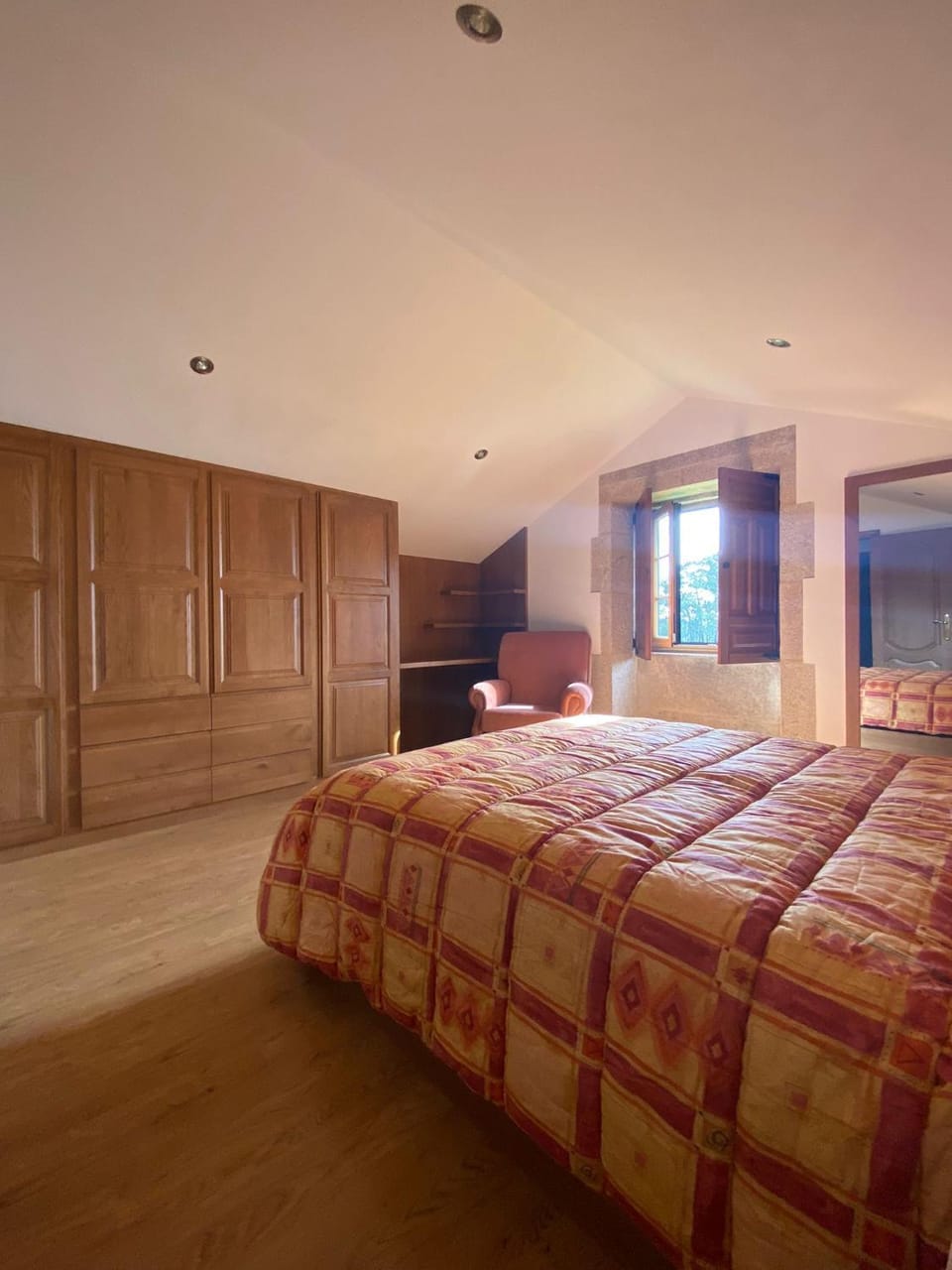 Bedroom, wardrobe