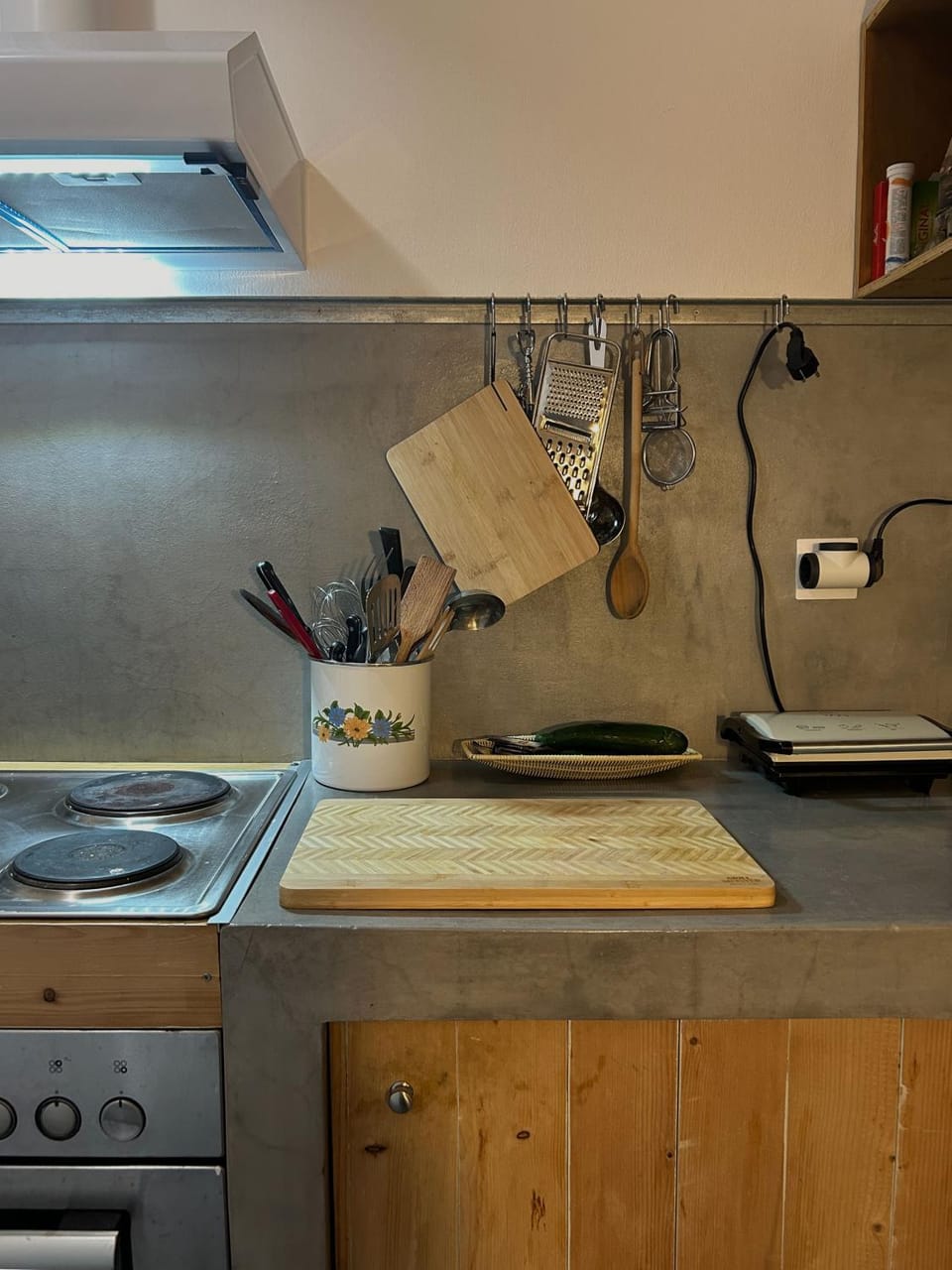 Kitchen or kitchenette, stove, toaster