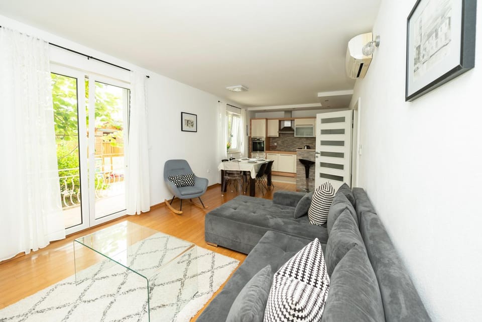 Apartment PAULA Apartment in Trogir