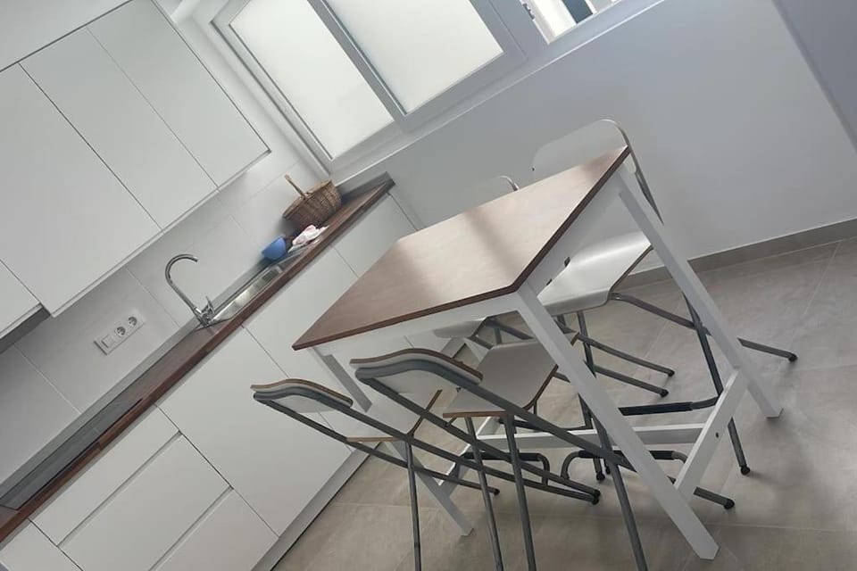 Apartamento Las Meninas Playa con Ascensor y Wifi Apartment in Daimús