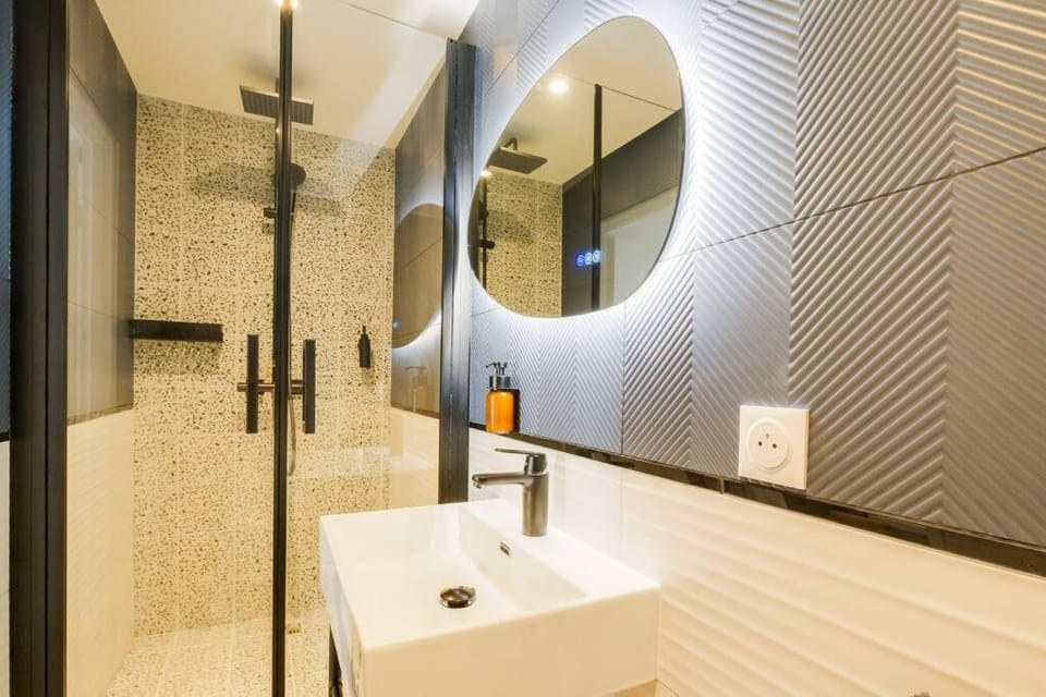 La Joliette, Euromed 2 chambres, 2 salles de bain Apartment in Marseille