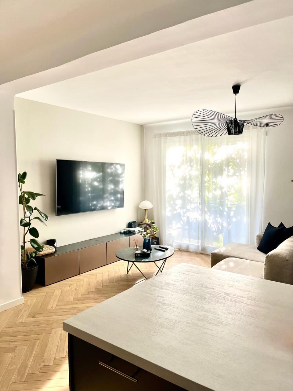 Communal lounge/ TV room, TV and multimedia, Living room