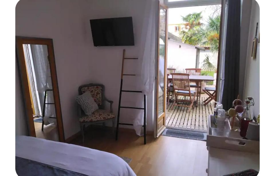 Chambre chez l'habitant tout confort aux Balcons de Bigorre Vacation rental in Occitanie