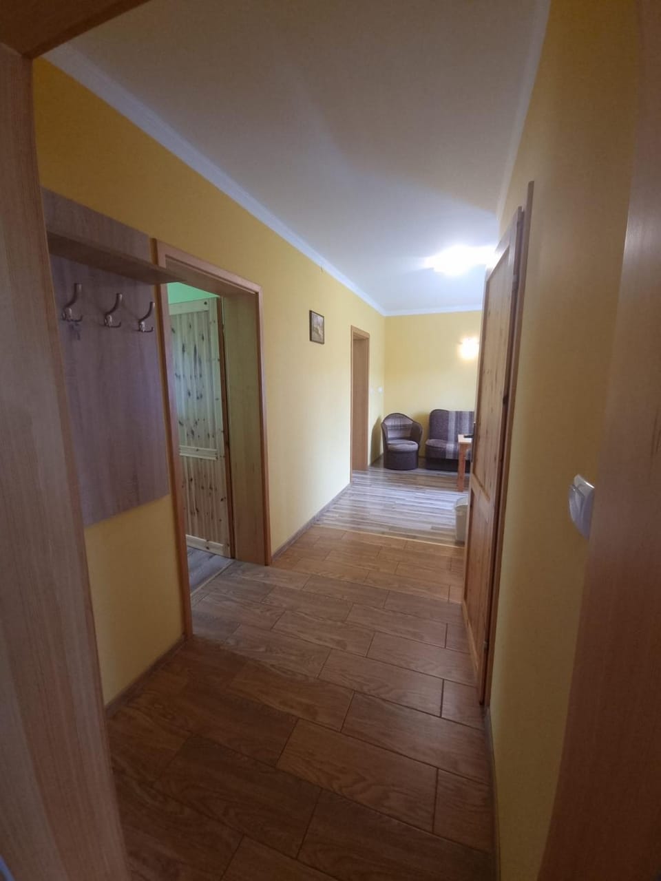 Living room, Photo of the whole room, Seating area