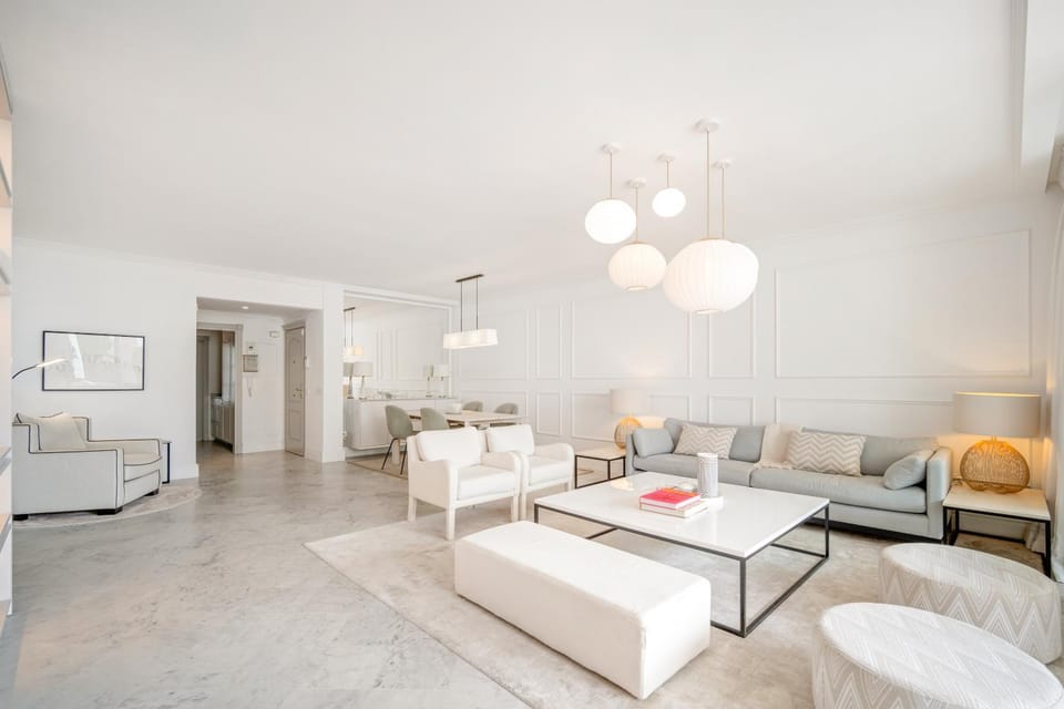 Living room, Photo of the whole room, Seating area